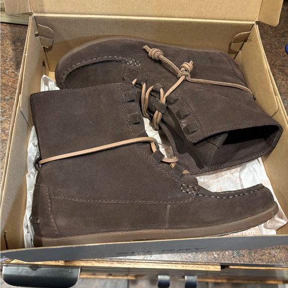 Sperry booties suede size 6.5 - Picture 1 of 5